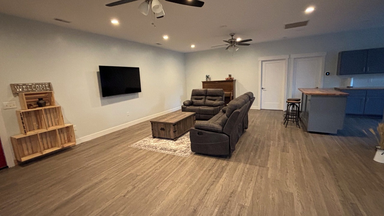 Photo of Livingroom in Bluffdale