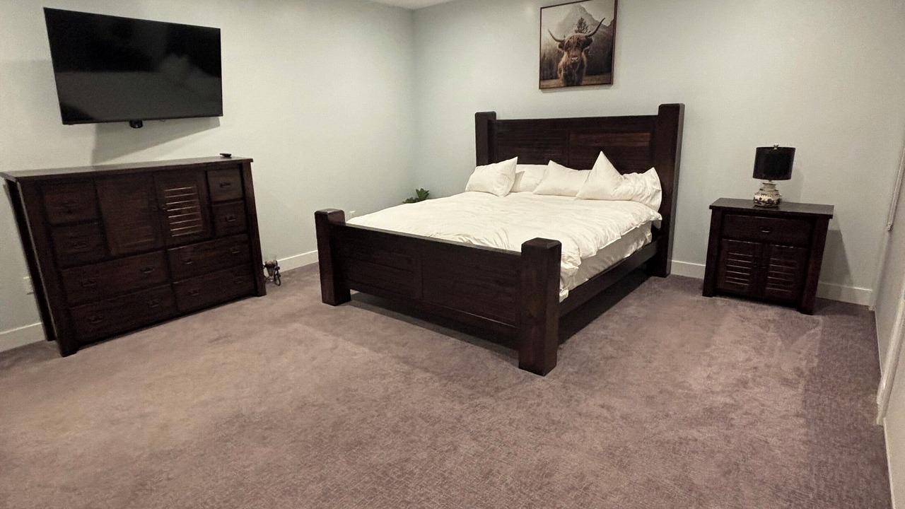 Photo of Bedroom in Bluffdale