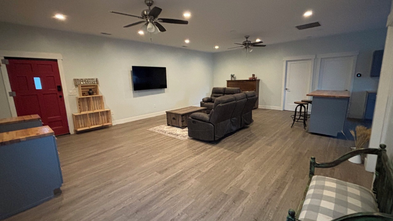 Photo of Livingroom in Bluffdale