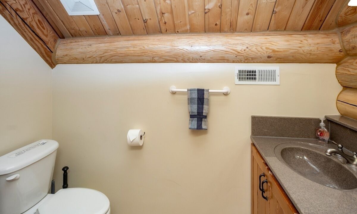 Photo of Bathroom in Fish Haven