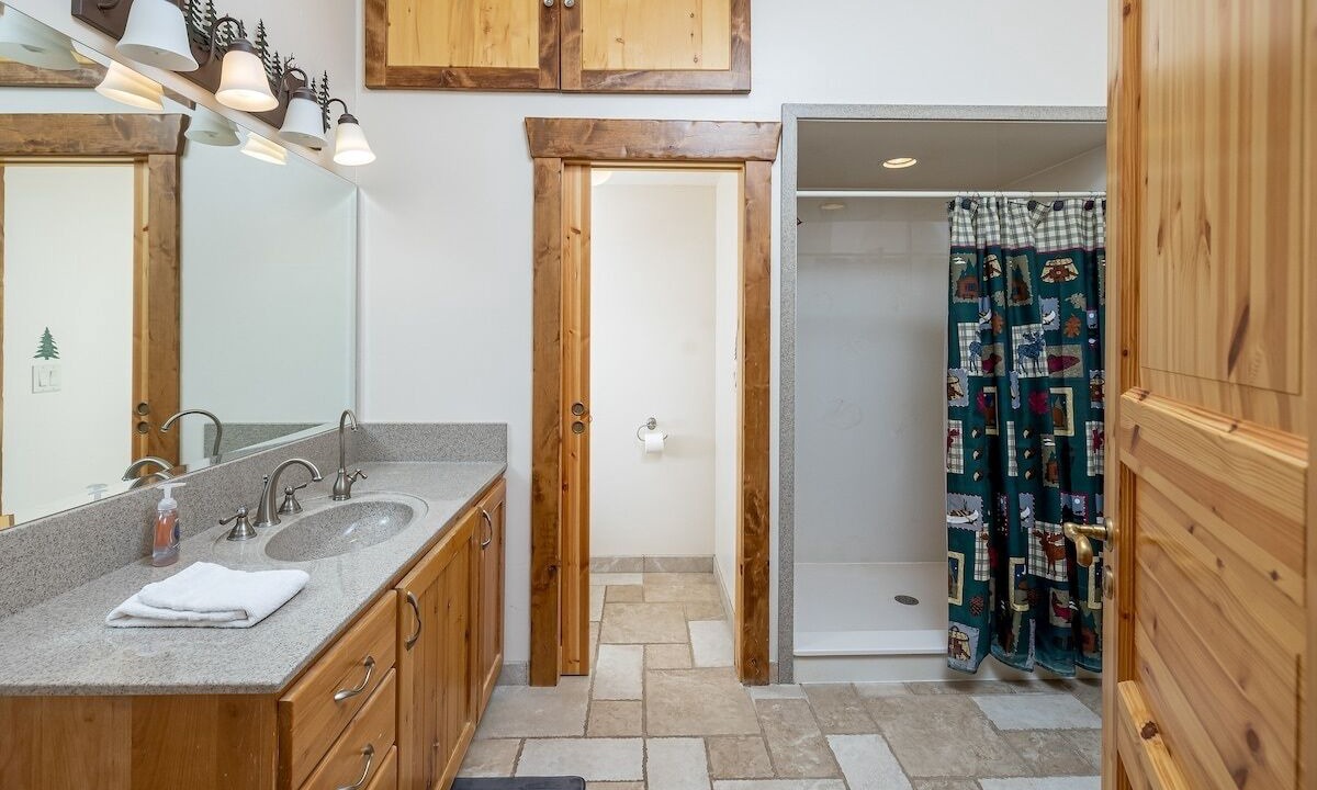 Photo of Bathroom in Fish Haven