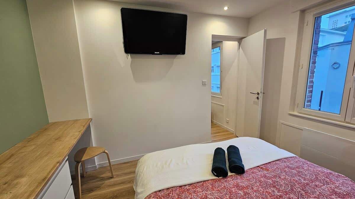 Photo of Others in Arras