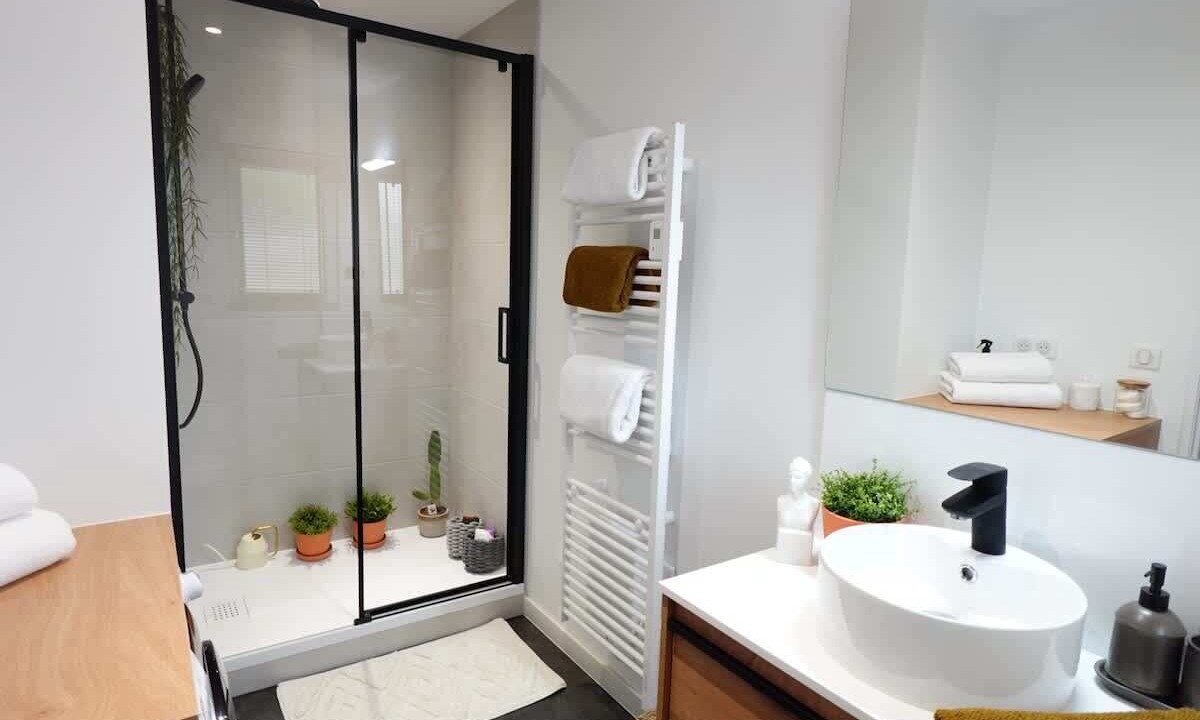 Photo of Bathroom in Sallaumines