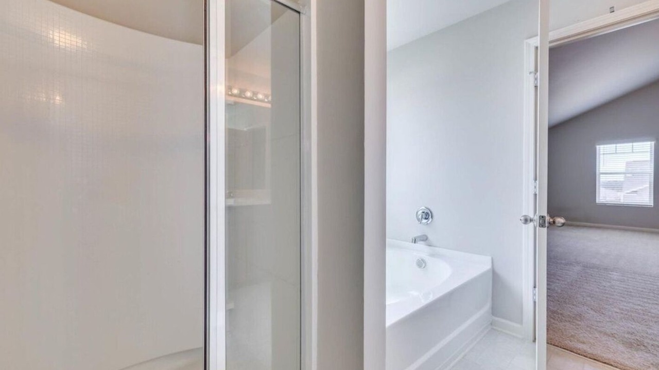 Photo of Bathroom in Graniteville