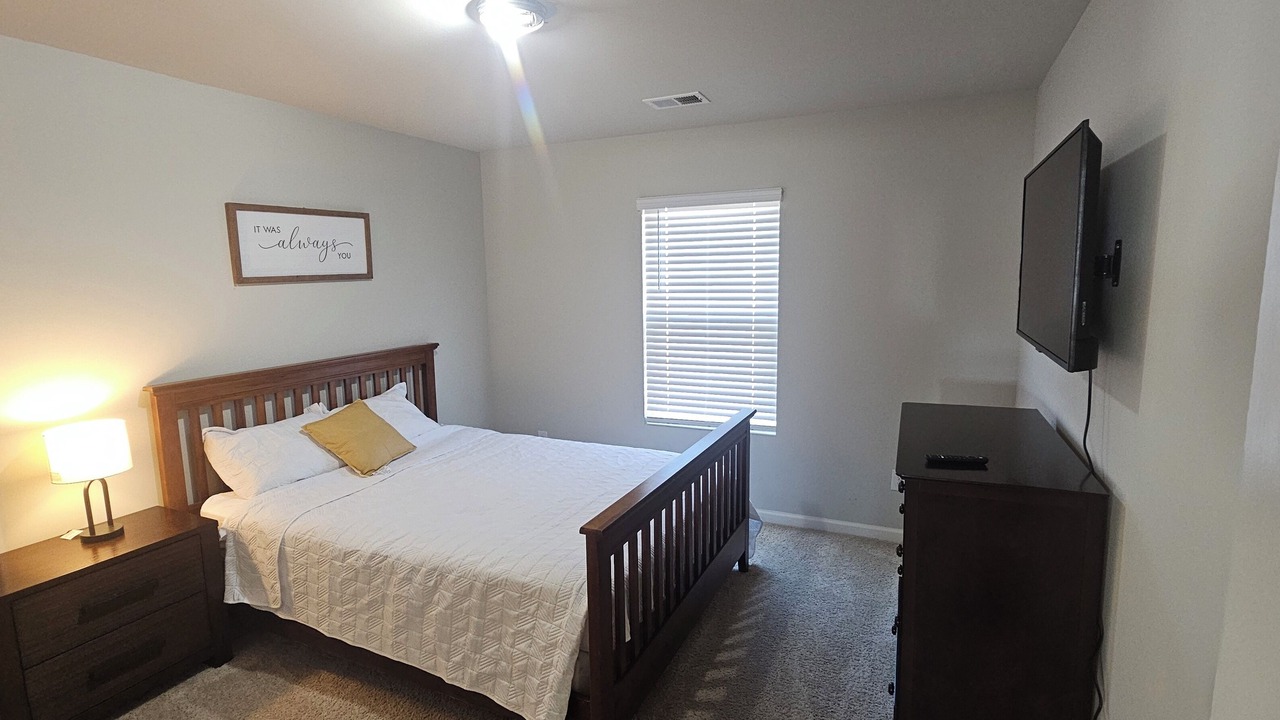 Photo of Bedroom in Graniteville