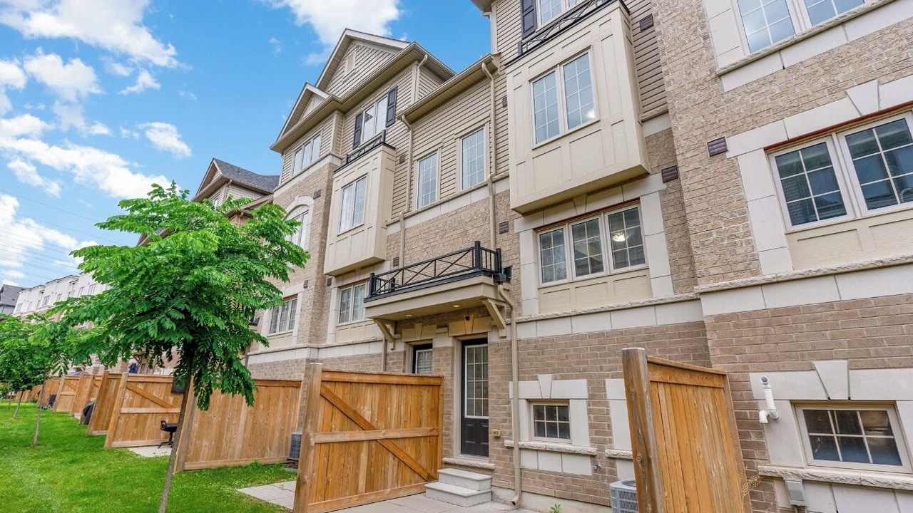 Photo of Outdoor in Oshawa