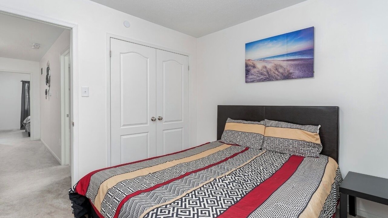 Photo of Bedroom in Oshawa