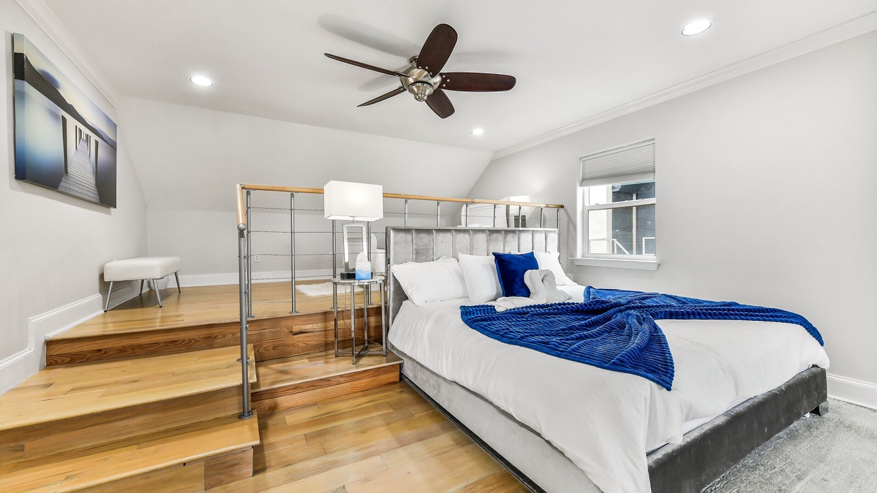 Photo of Bedroom in Clear Lake Shores