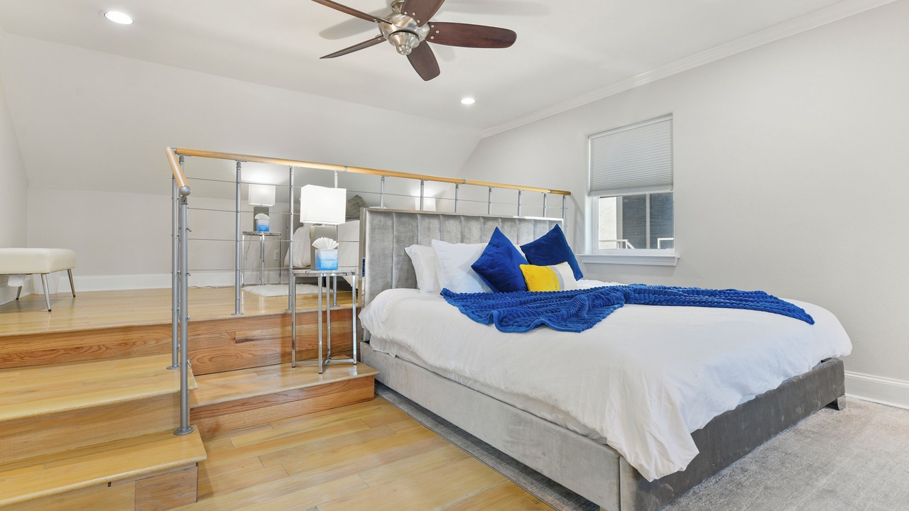 Photo of Bedroom in Clear Lake Shores