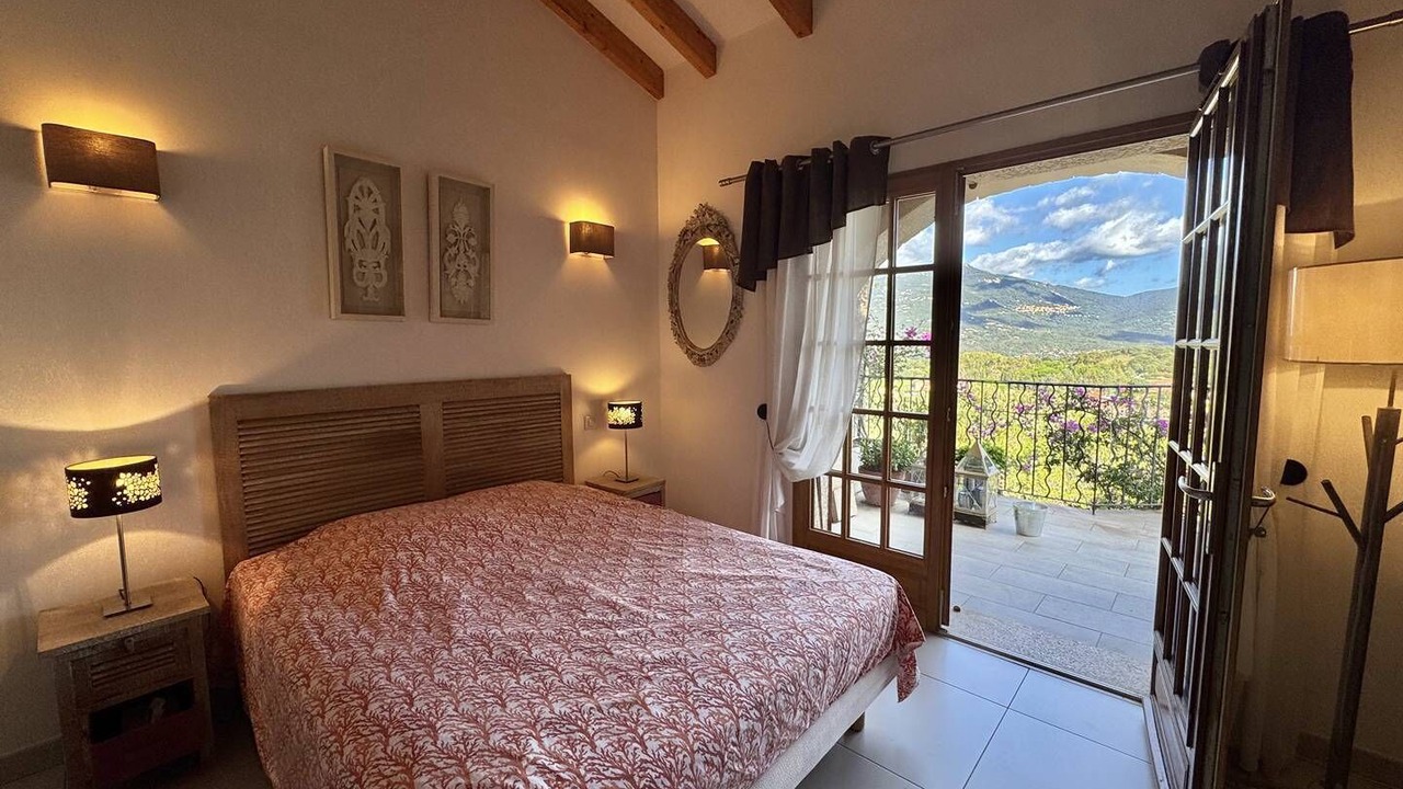 Photo of Bedroom in Propriano