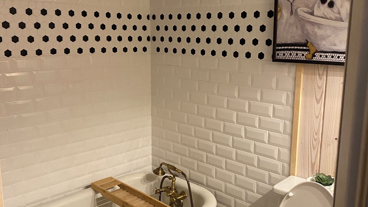 Photo of Bathroom in Girard