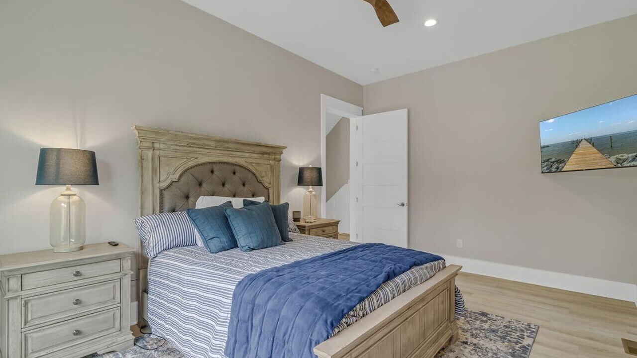 Photo of Bedroom in Windmill Point