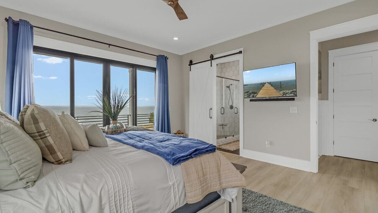 Photo of Bedroom in Windmill Point