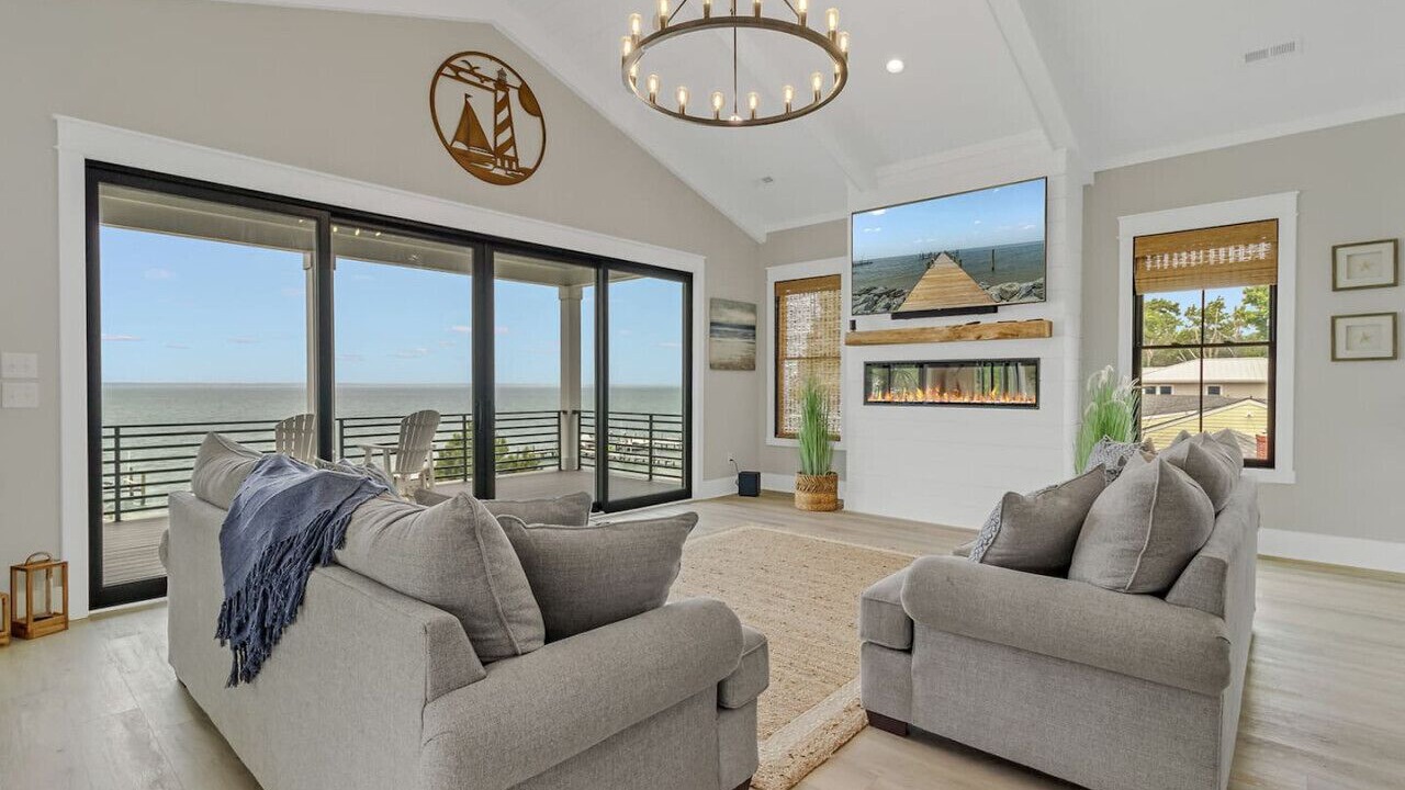 Photo of Livingroom in Windmill Point