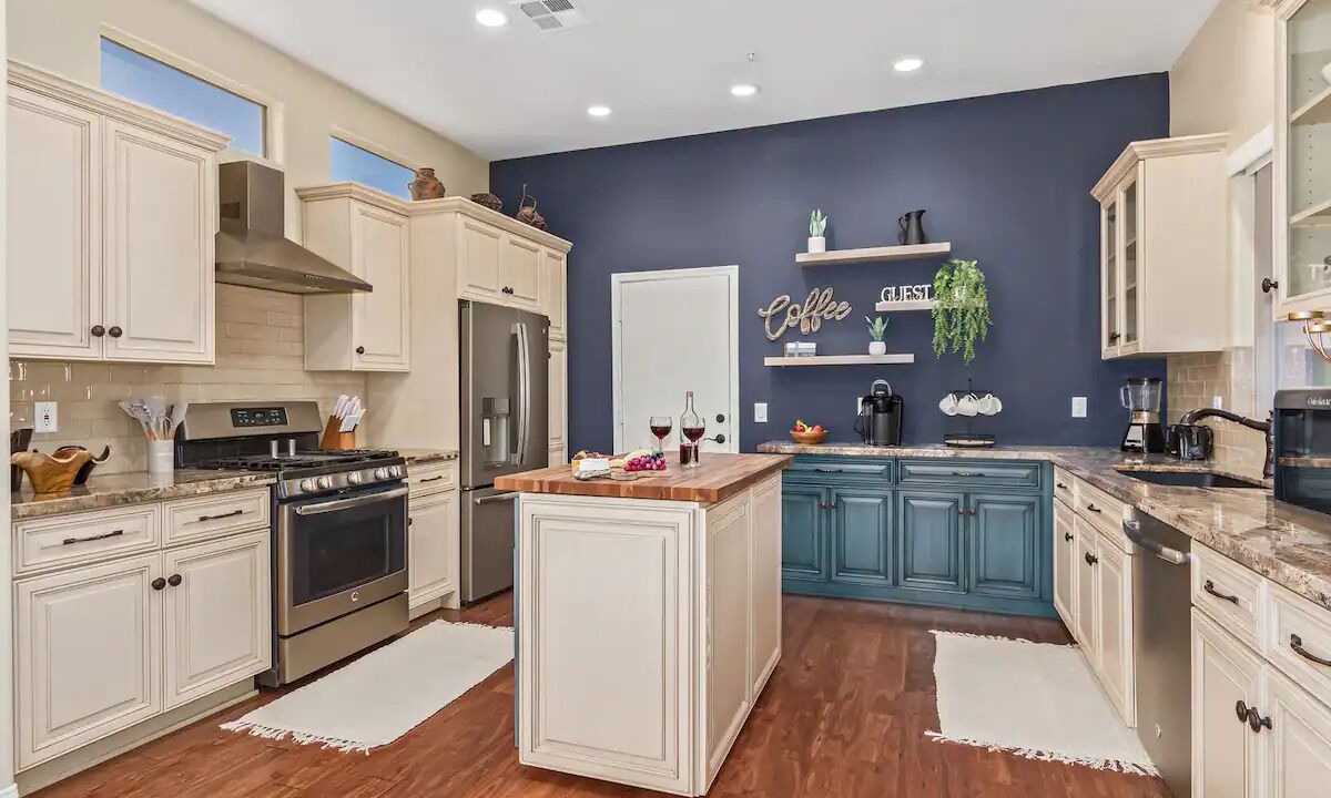 Photo of Kitchen in Legend Trail