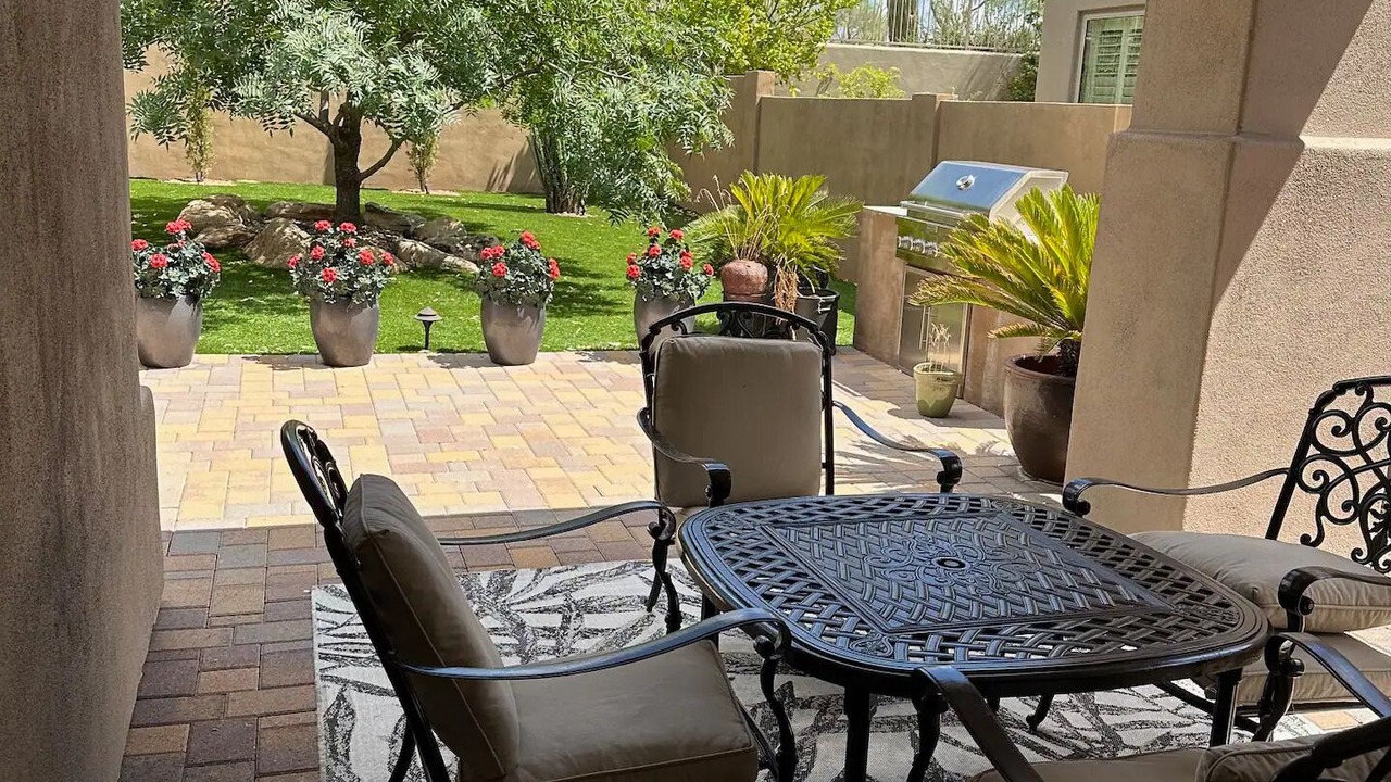 Photo of Outdoor in Legend Trail
