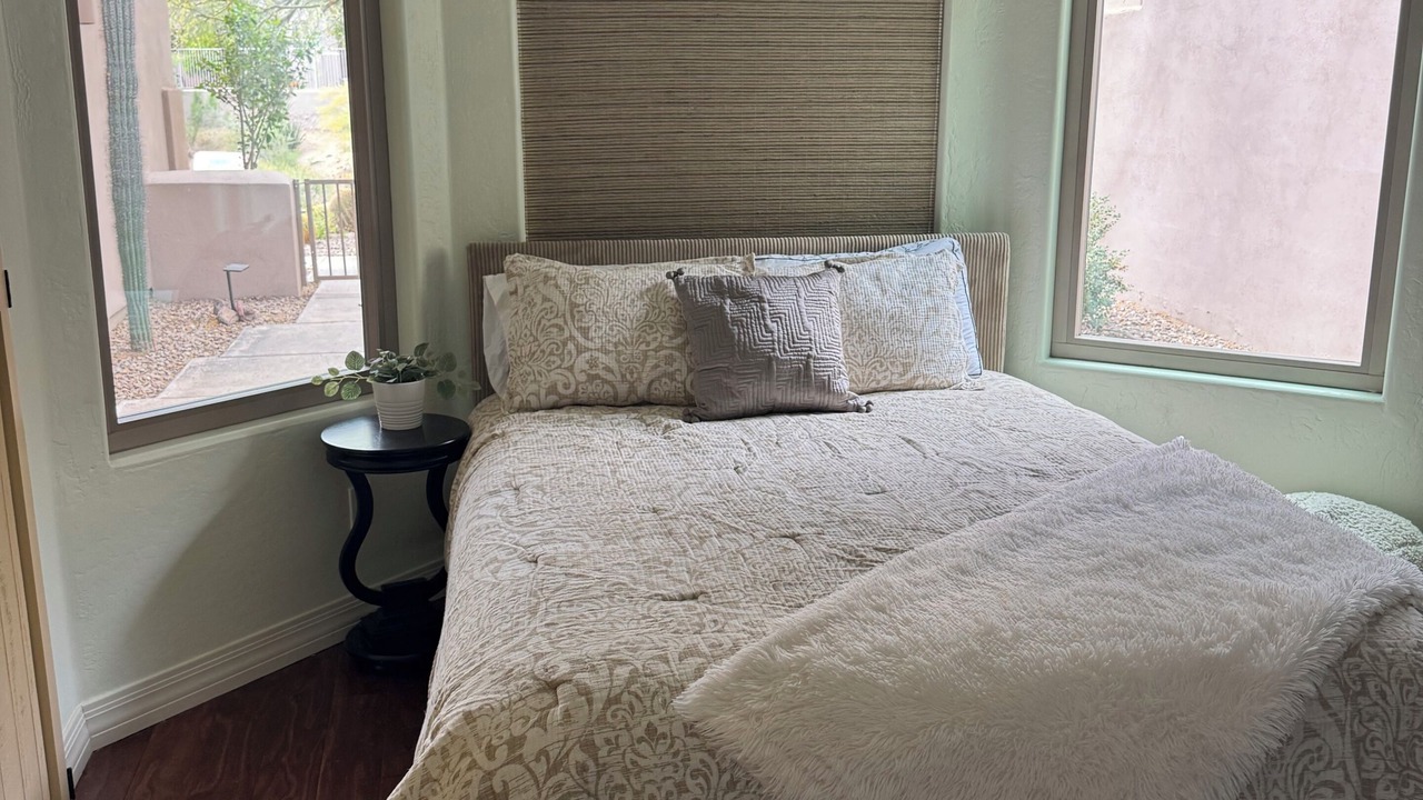 Photo of Bedroom in Legend Trail