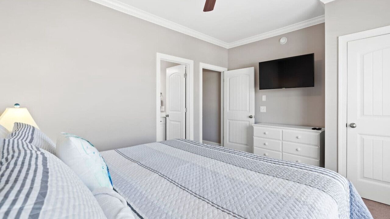 Photo of Bedroom in Holden Beach