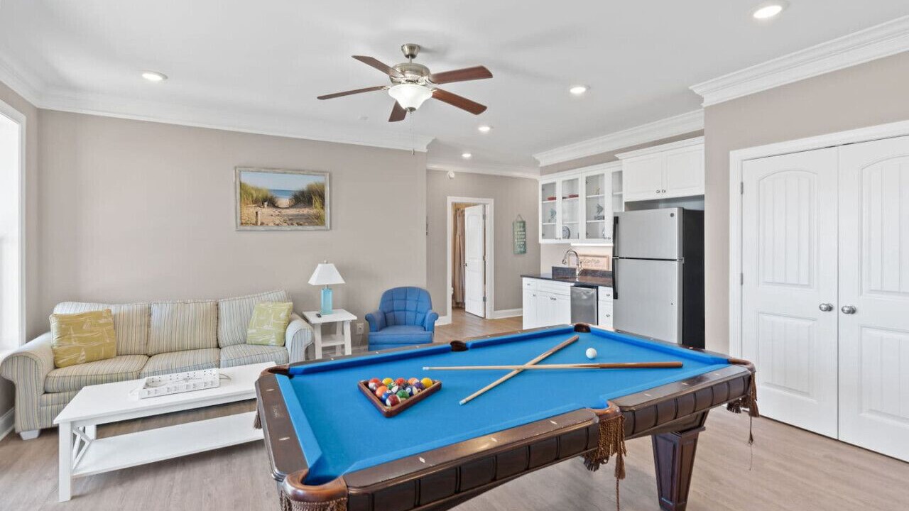 Photo of Livingroom in Holden Beach