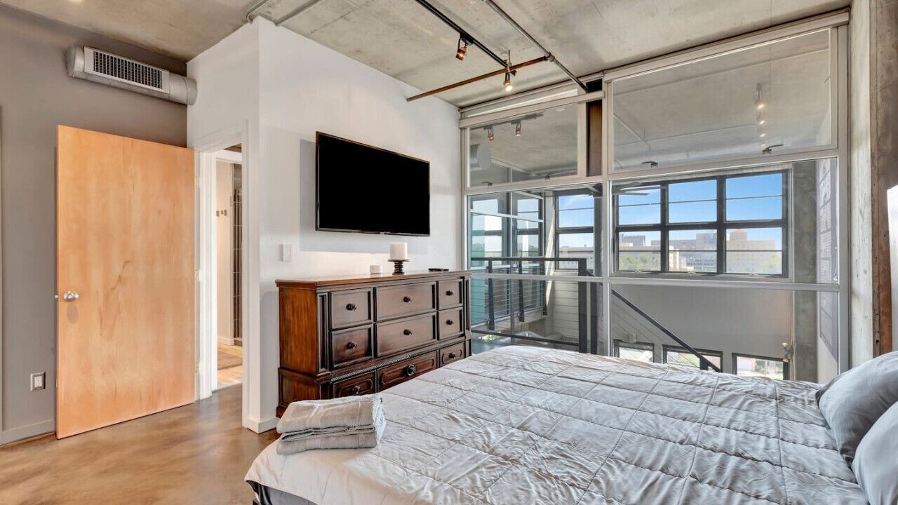 Photo of Bedroom in Uptown