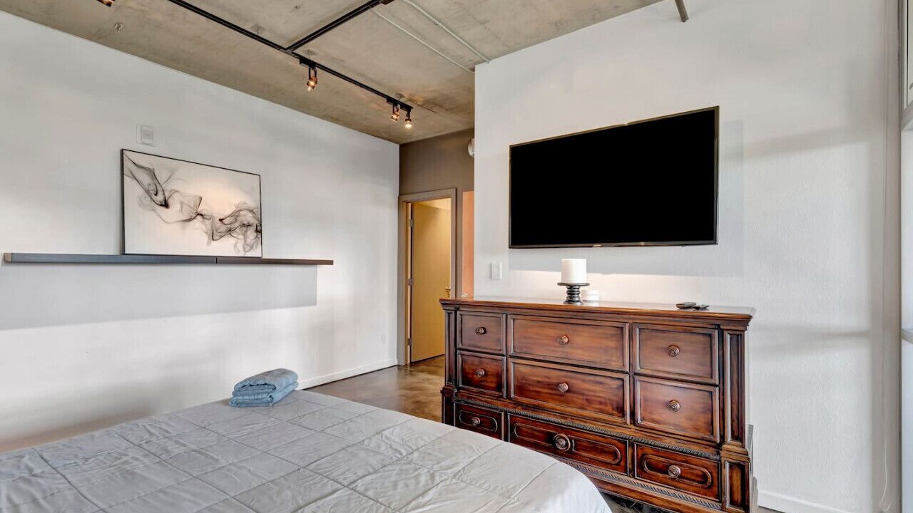 Photo of Bedroom in Uptown