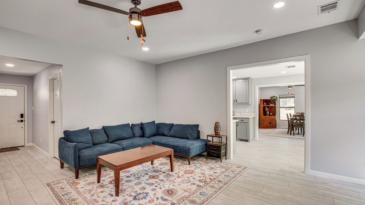 Photo of Livingroom in Princeton