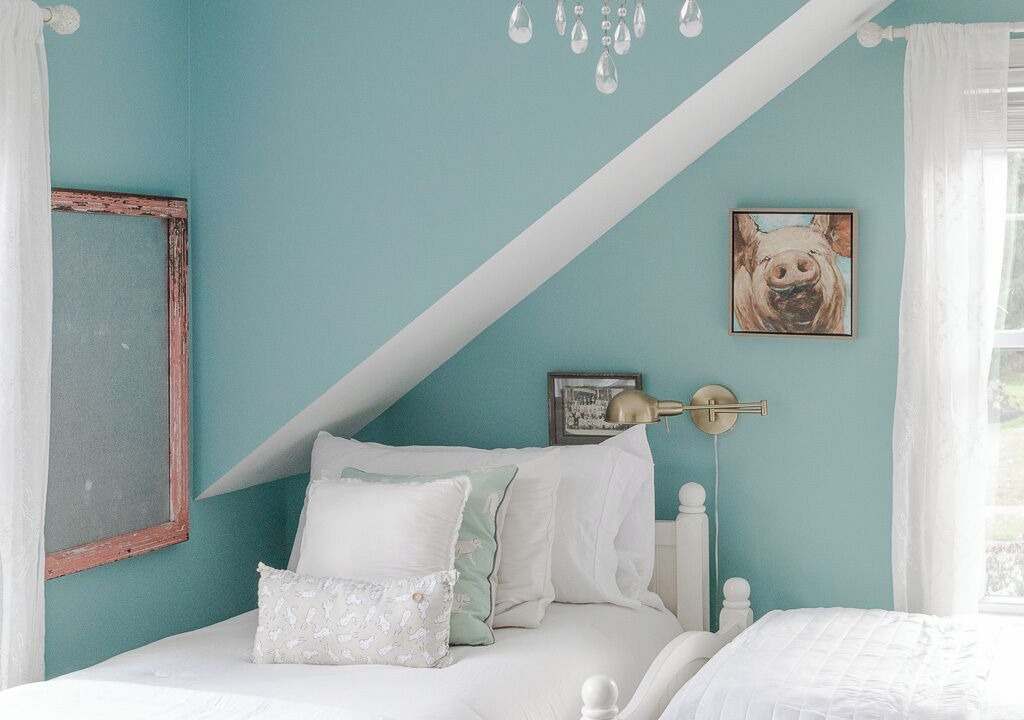 Photo of Bedroom in State College