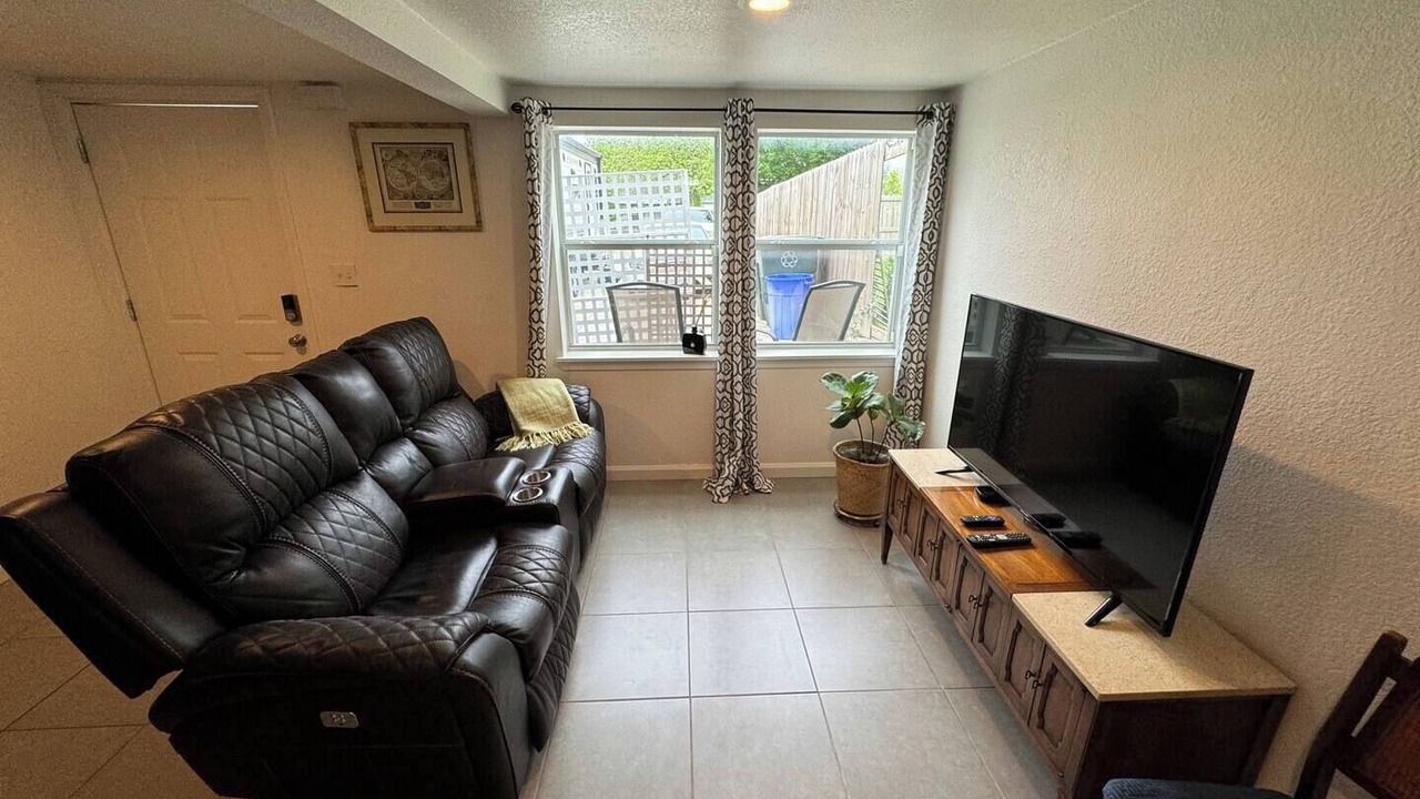 Photo of Livingroom in Temple