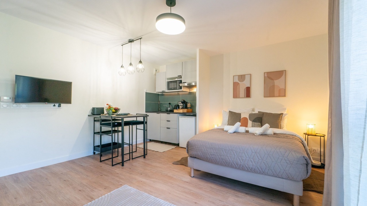 Photo of Bedroom in Bobigny