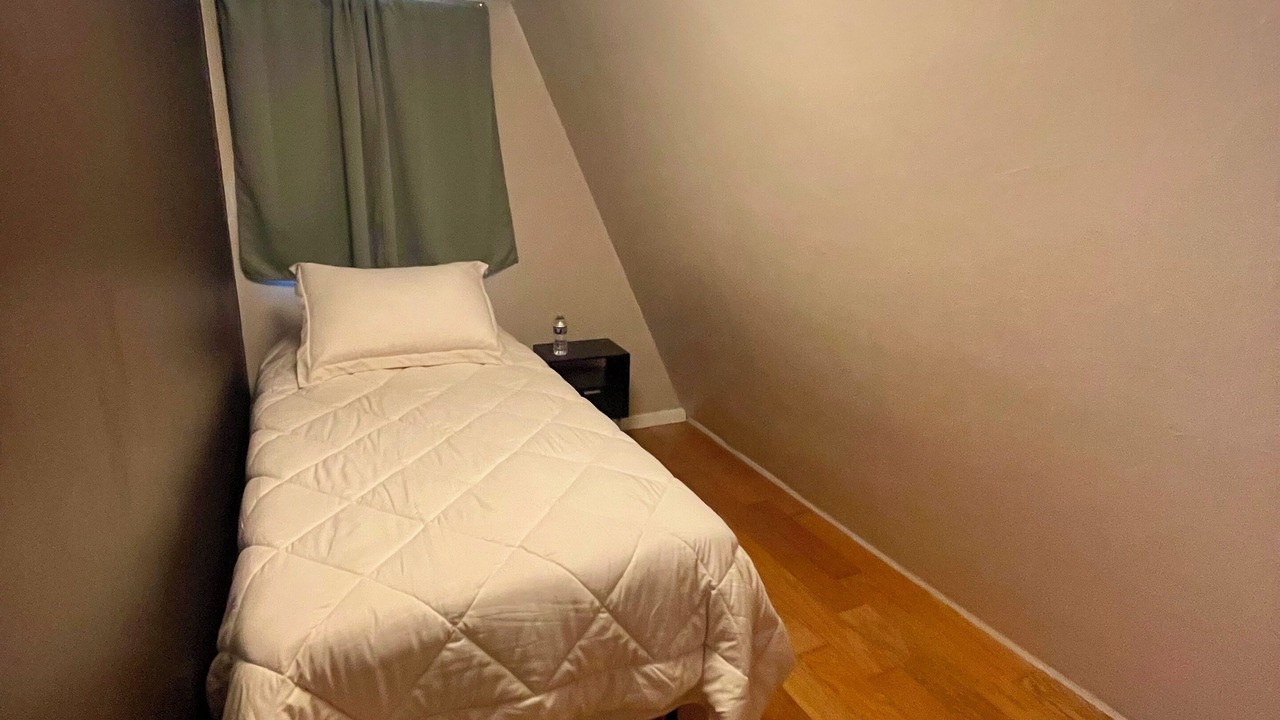 Photo of Bedroom in Browns Lake