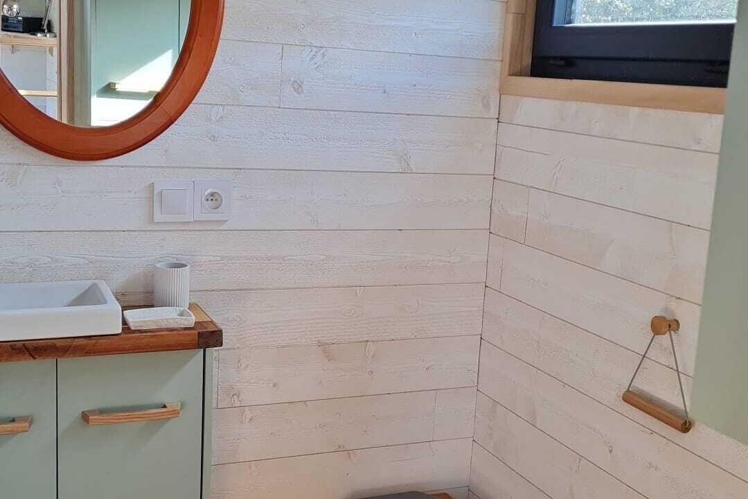 Photo of Bathroom in Port-Saint-Pere