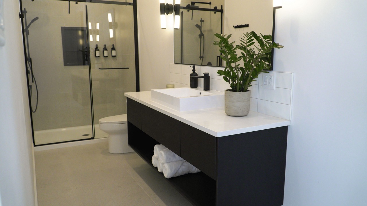 Photo of Bathroom in Papineauville