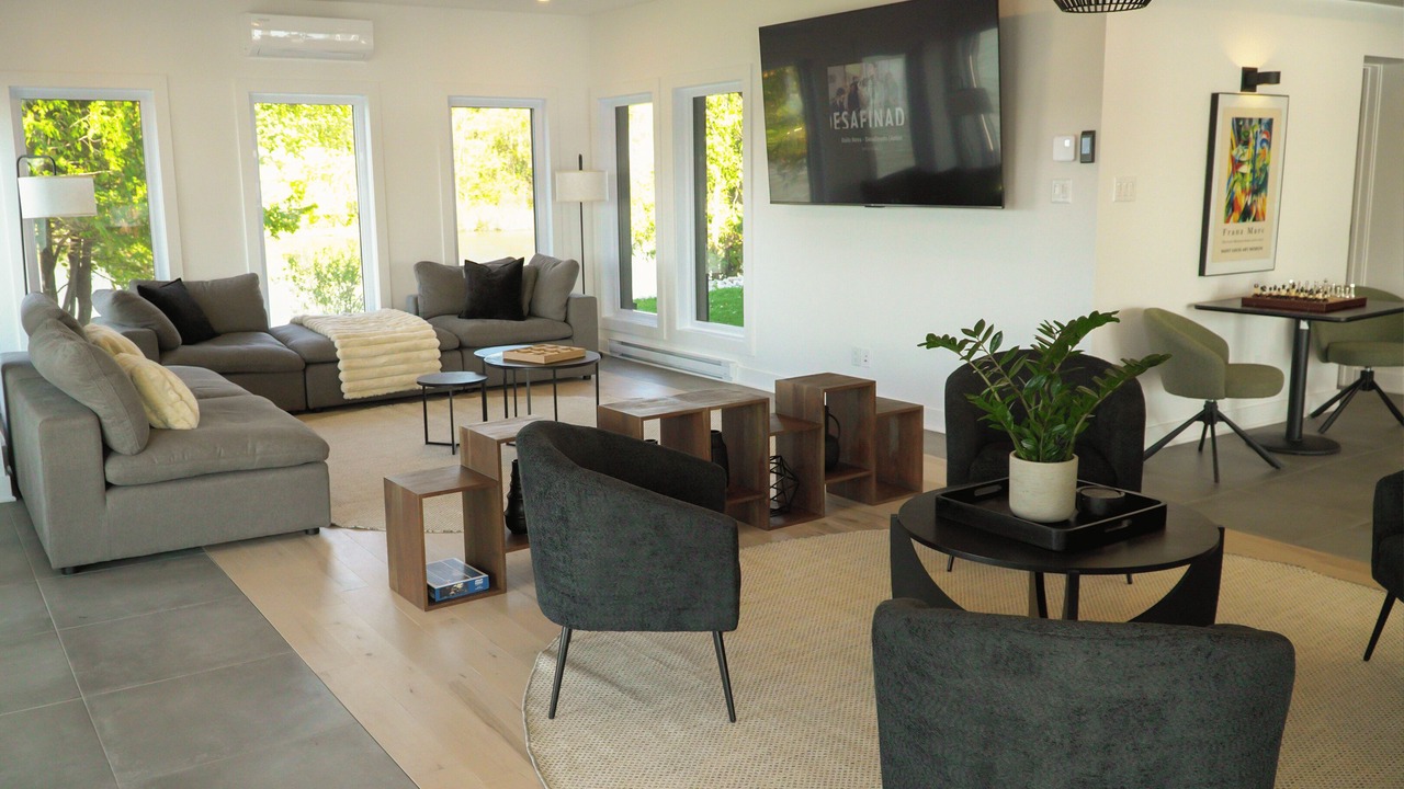 Photo of Livingroom in Papineauville
