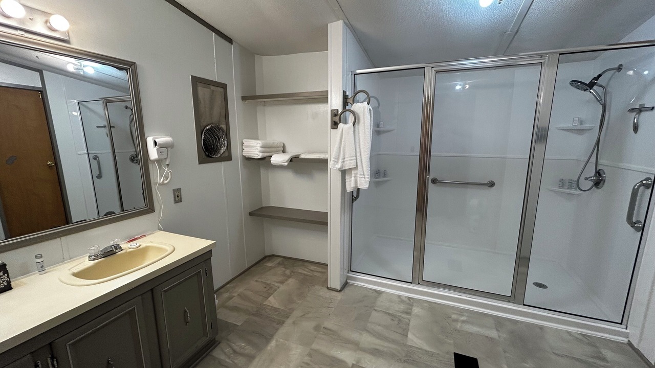 Photo of Bathroom in Archibald