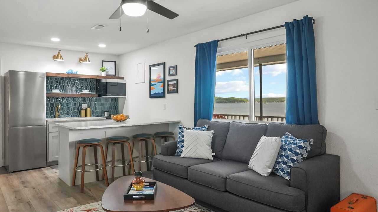 Photo of Livingroom in Lake of the Ozarks