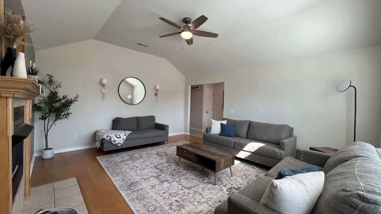 Photo of Livingroom in Bentonville