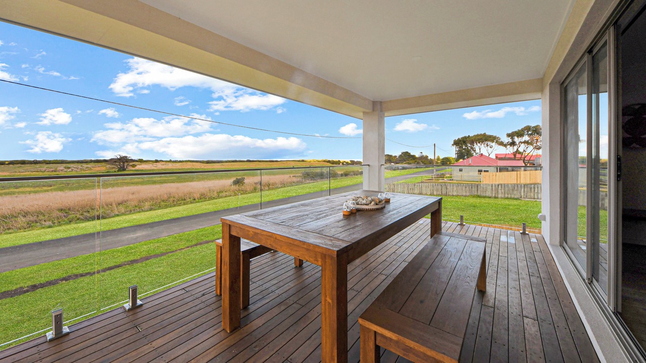 Photo of Outdoor in Narrawong