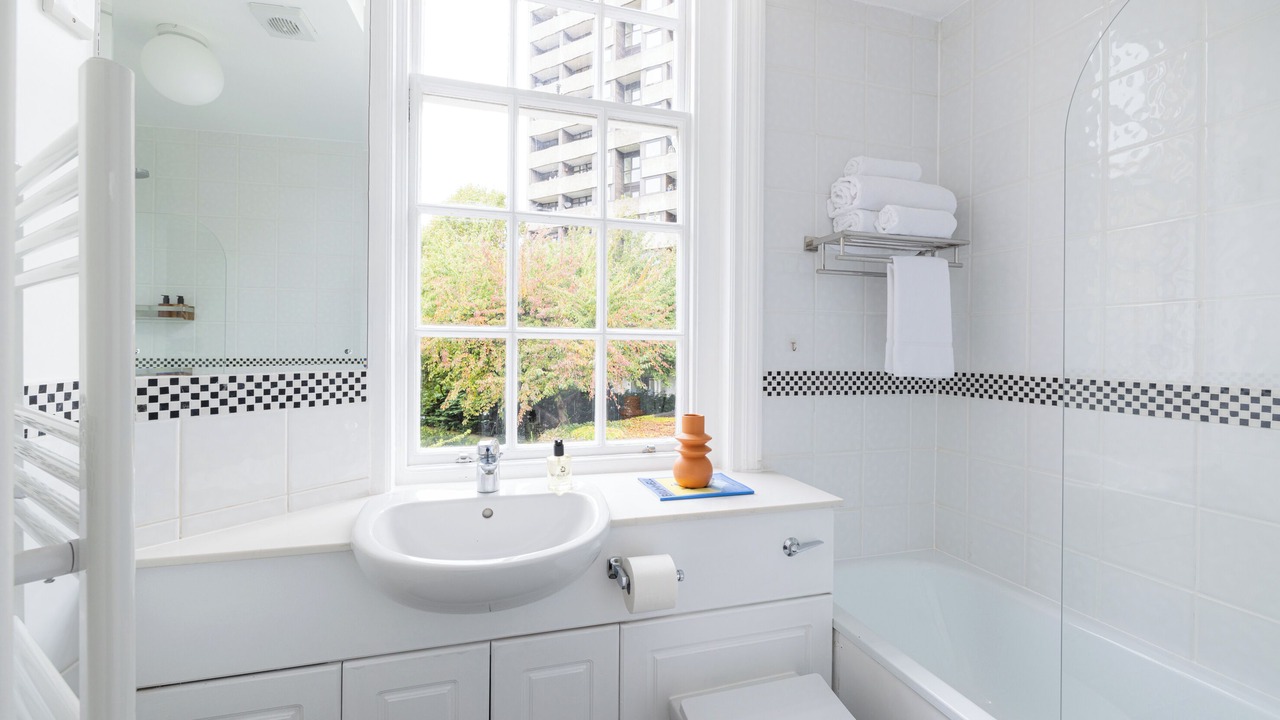 Photo of Bathroom in Vincent Square