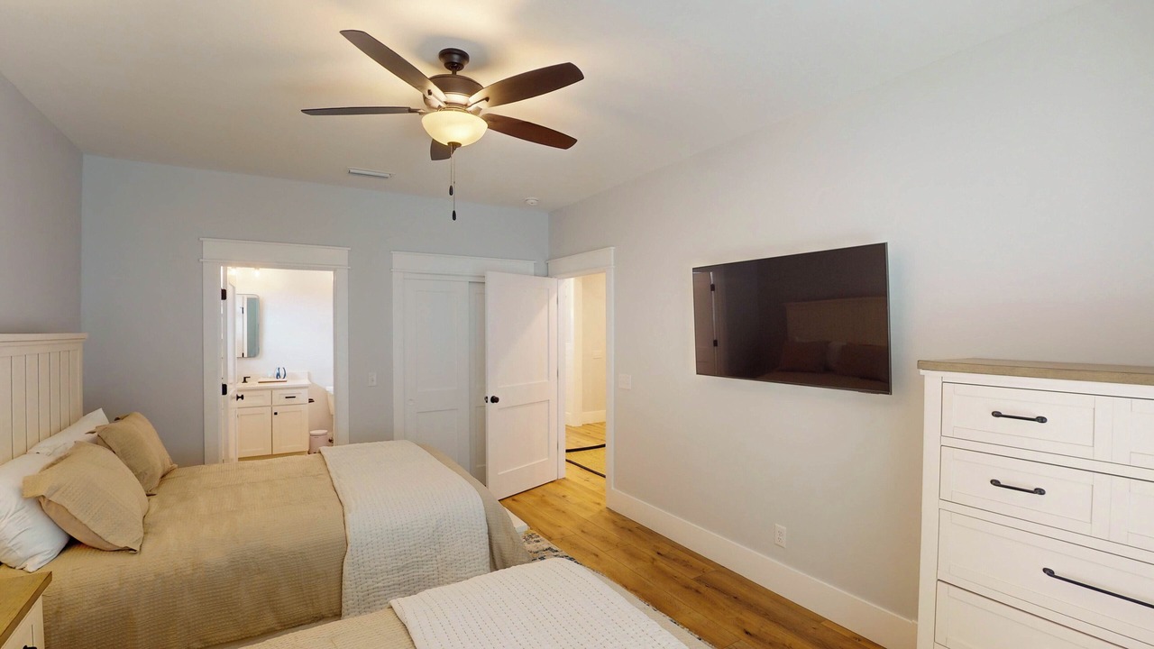 Photo of Others in Waverly