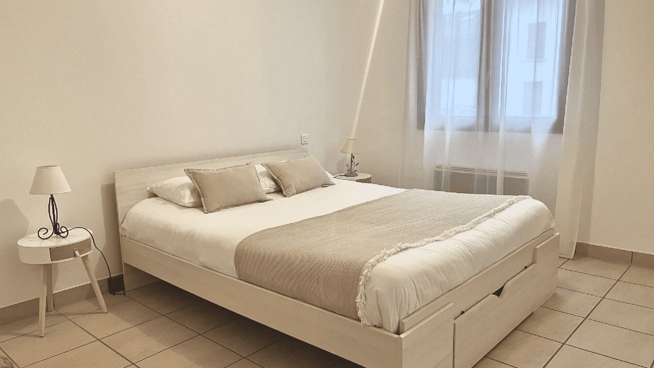 Photo of Bedroom in La Cote-Saint-Andre