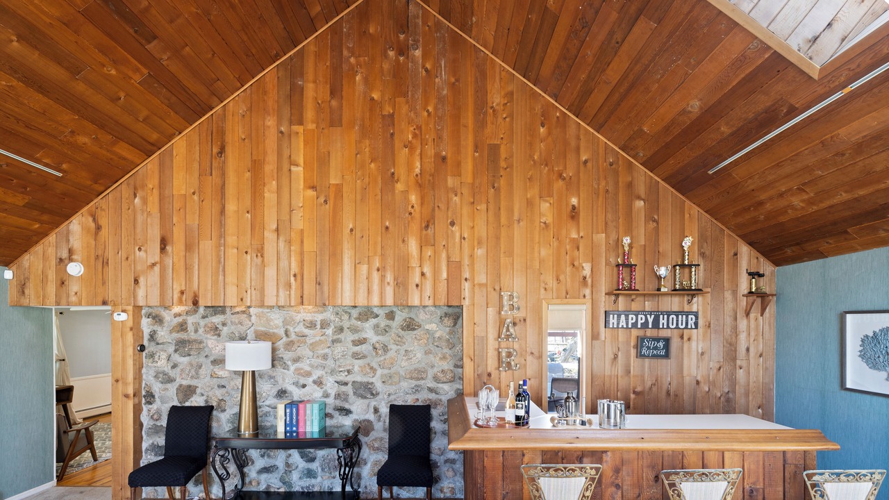 Photo of Others in Monroe