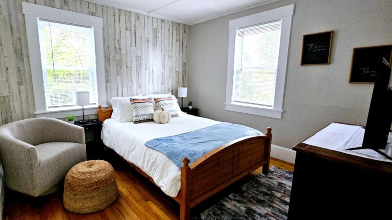 Photo of Bedroom in Waterville
