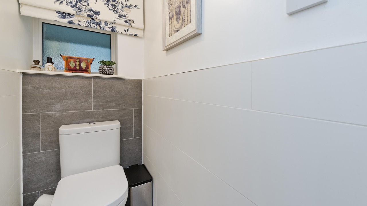 Photo of Bathroom in Kew