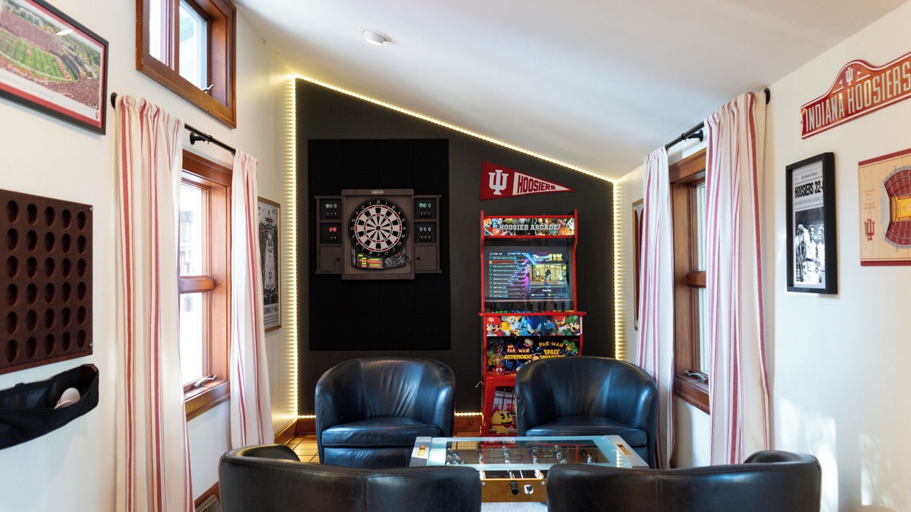 Photo of Others in Bloomington