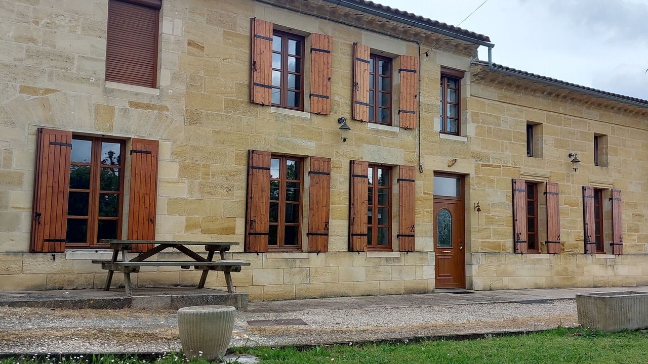 Photo of Outdoor in Saint-Genes-de-Castillon