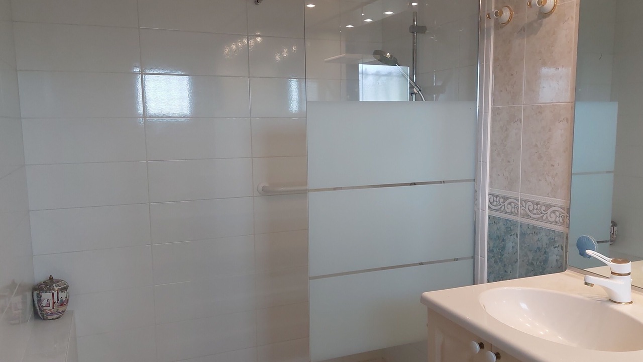 Photo of Bathroom in Saint-Genes-de-Castillon