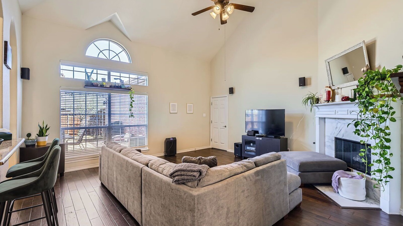 Photo of Livingroom in Frisco