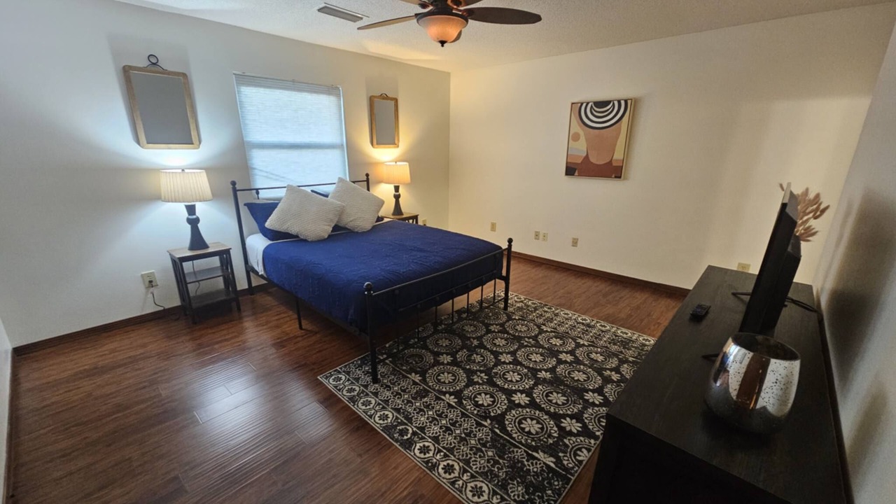 Photo of Bedroom in Grande Lagoon Lakes
