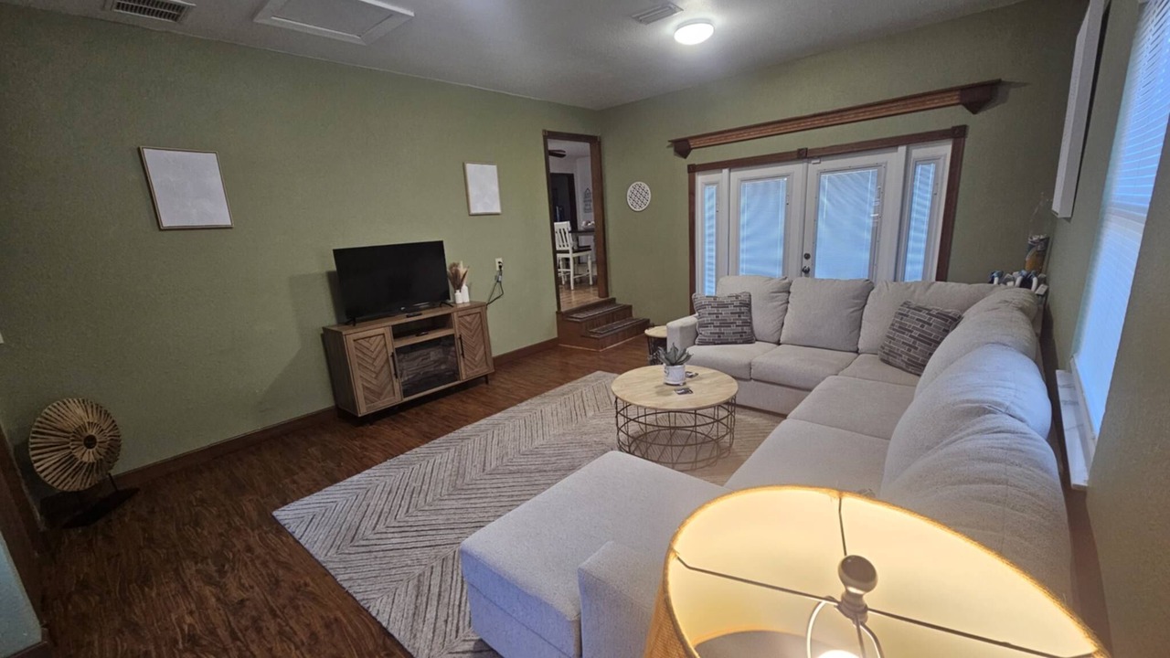 Photo of Livingroom in Grande Lagoon Lakes