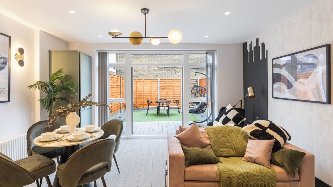 Photo of Livingroom in Tottenham Hale